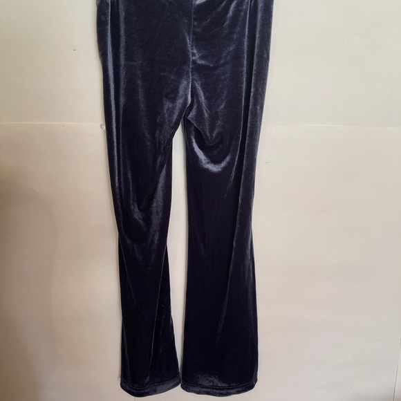 CRB GIRL - Picture 8 of 14